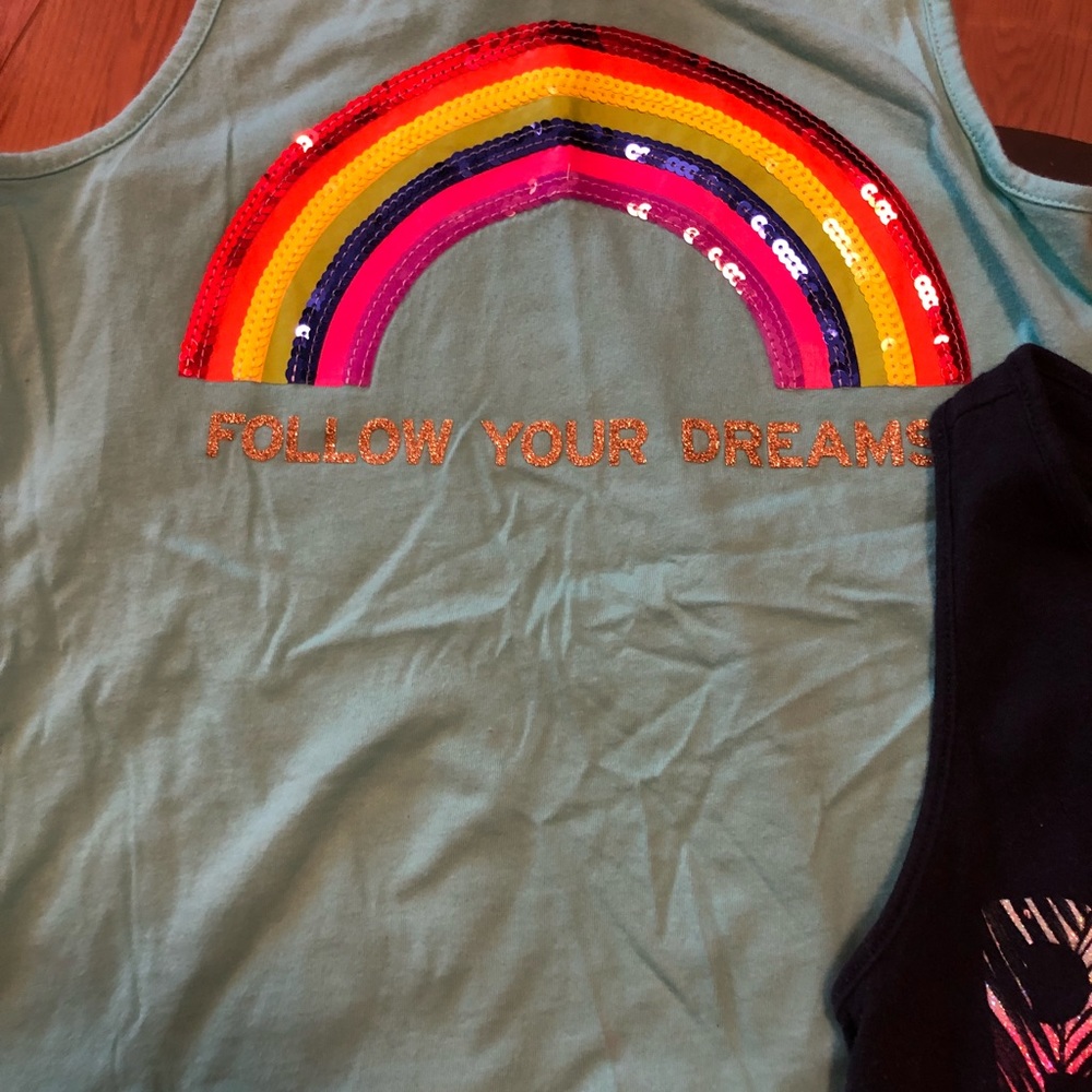 Tank Top bundle - Picture 3 of 4